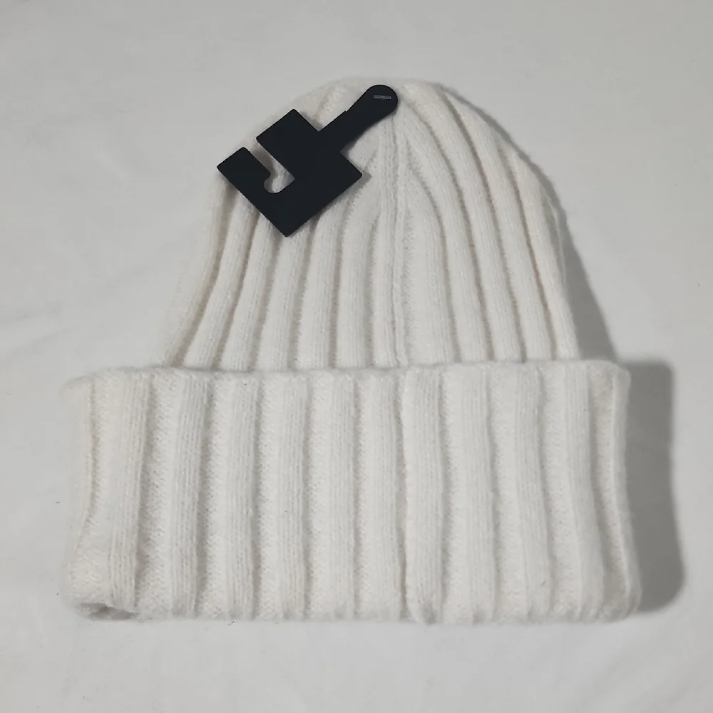 Sonoma White Ribbed Knit Beanie